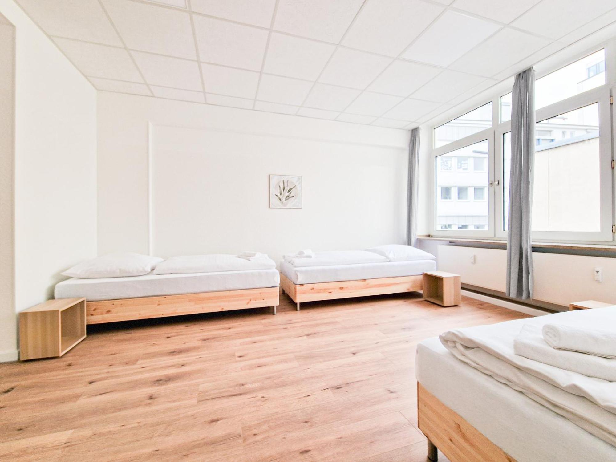 Raj Living - City Center Apartments With 5 Rooms - 10 Min Messe Dus Düsseldorf Kültér fotó